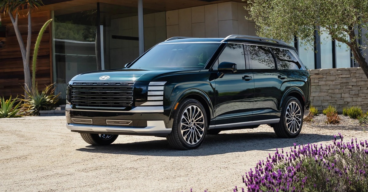Hyundai Palisade front exterior view